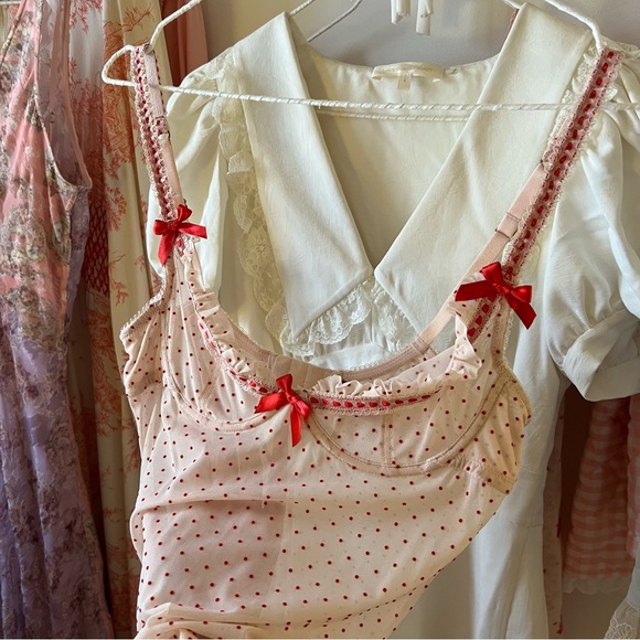 VINTAGE SHEER RED/CREAM POLKA DOT LINGERIE SLIP by L’Agent 💌 - Picture 2 of 6
